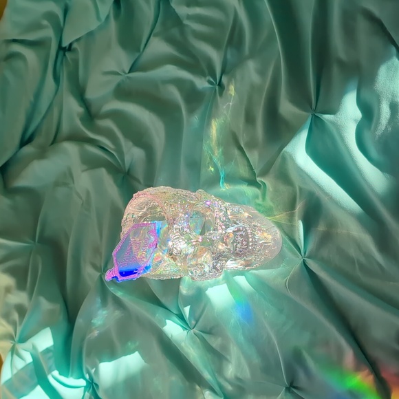 Skull Makeup Brush Holder - Picture 6 of 6